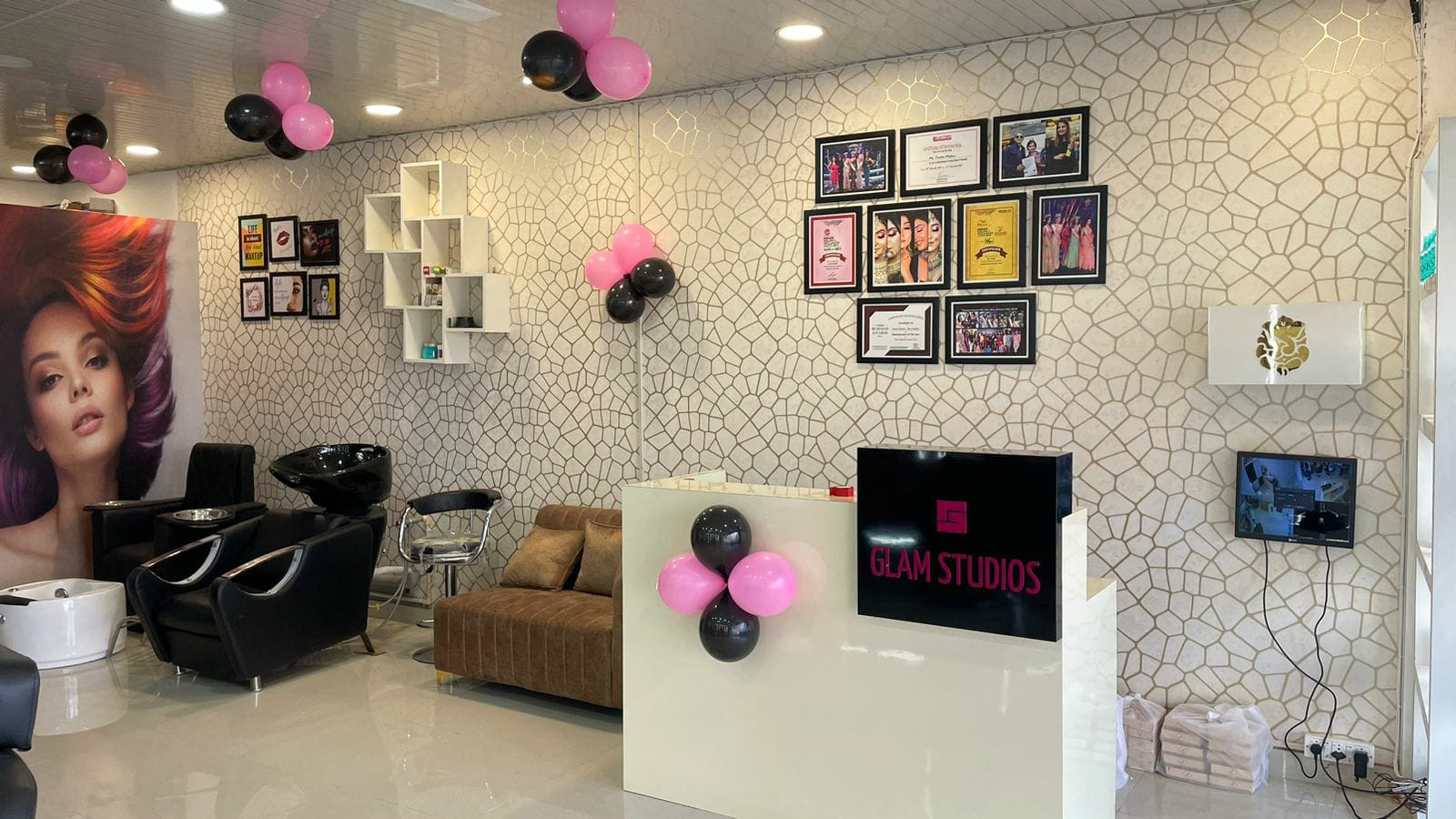 Salons in Haldwani :: Glam Studios Salons in Haldwani :: Glam Studios