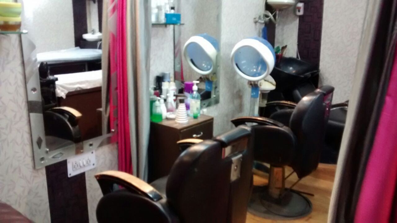 Glam Studios - Salons in Vijay Nagar Delhi Glam Studios - Salons in Vijay Nagar Delhi